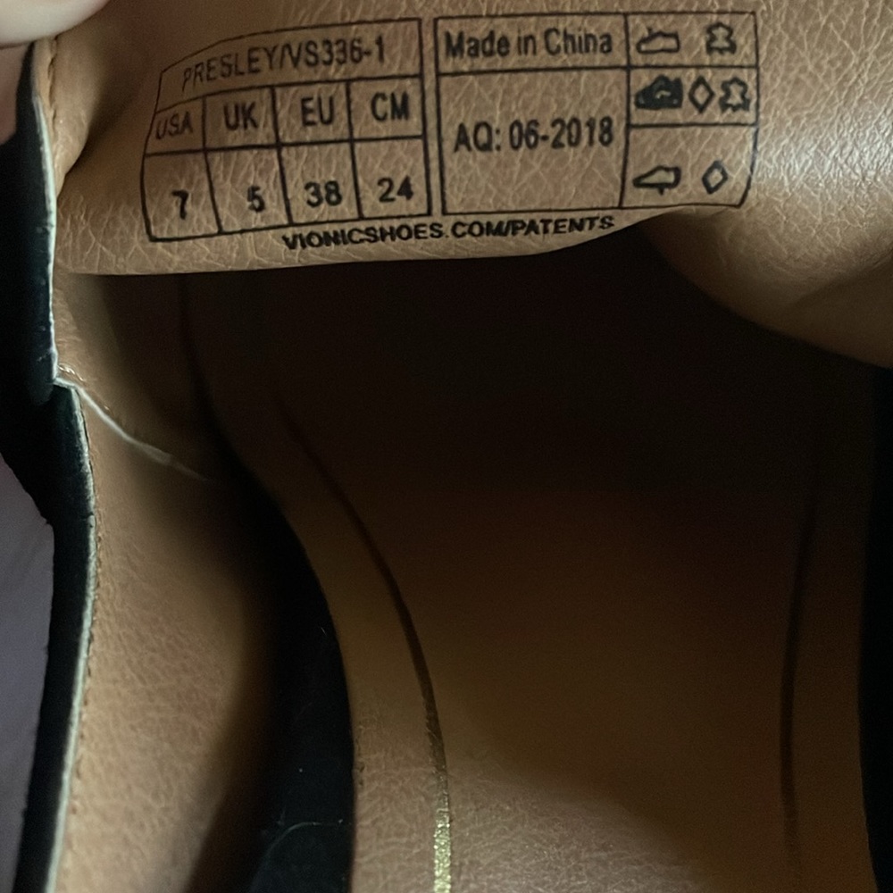 VIONIC Presley Black Suede Mule Slip On - Picture 9 of 9